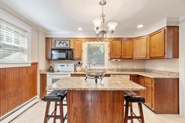 29 South St, Shrewsbury, MA 01545