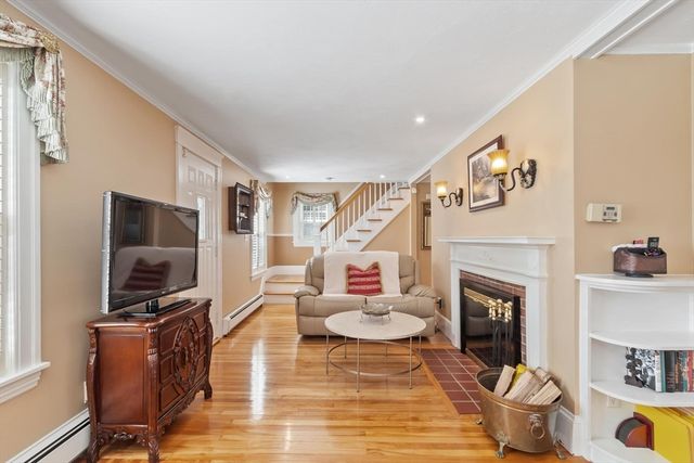 29 South St, Shrewsbury, MA 01545
