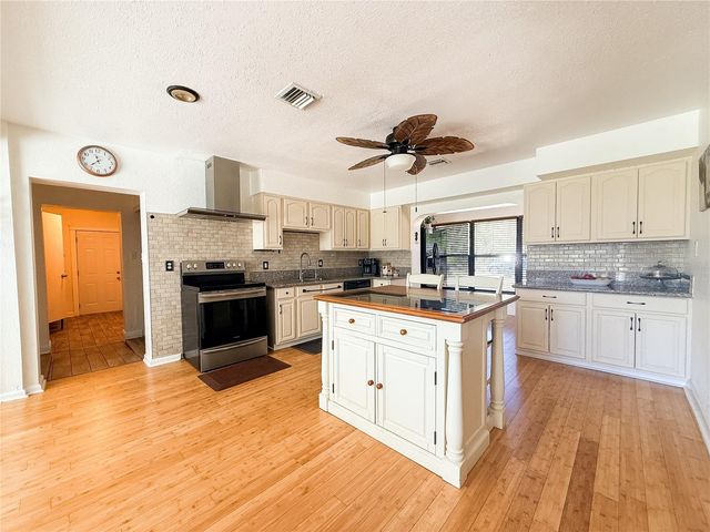 8818 MATHOG ROAD, Riverview, FL 33578