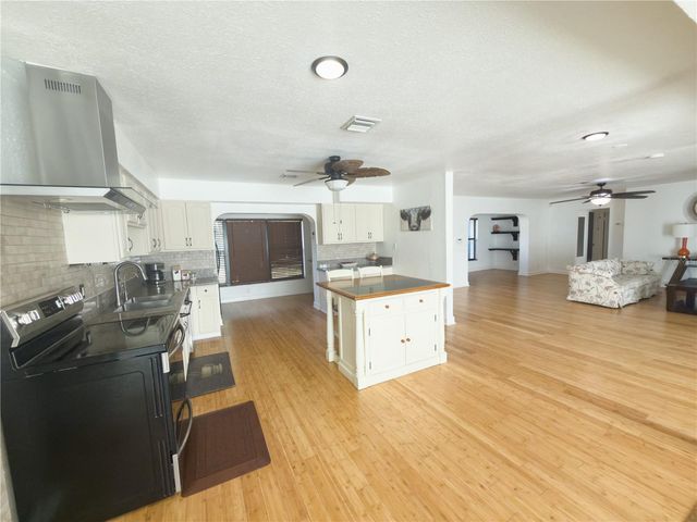 8818 MATHOG ROAD, Riverview, FL 33578