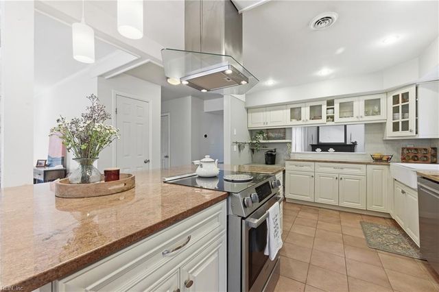 101 Scotch Tom WAY, Yorktown, VA 23692