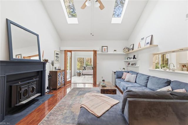 101 Scotch Tom WAY, Yorktown, VA 23692