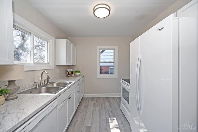 2436 Bremont Avenue, Cincinnati, OH 45237