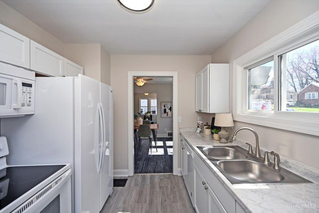 2436 Bremont Avenue, Cincinnati, OH 45237