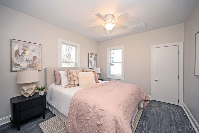 2436 Bremont Avenue, Cincinnati, OH 45237