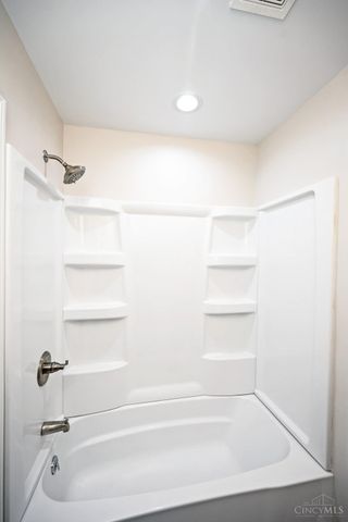 2436 Bremont Avenue, Cincinnati, OH 45237