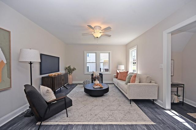 2436 Bremont Avenue, Cincinnati, OH 45237