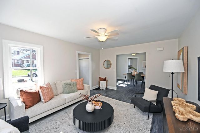 2436 Bremont Avenue, Cincinnati, OH 45237