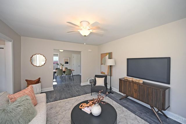 2436 Bremont Avenue, Cincinnati, OH 45237