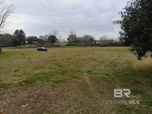 10441 County Road 48, Fairhope, AL 36532