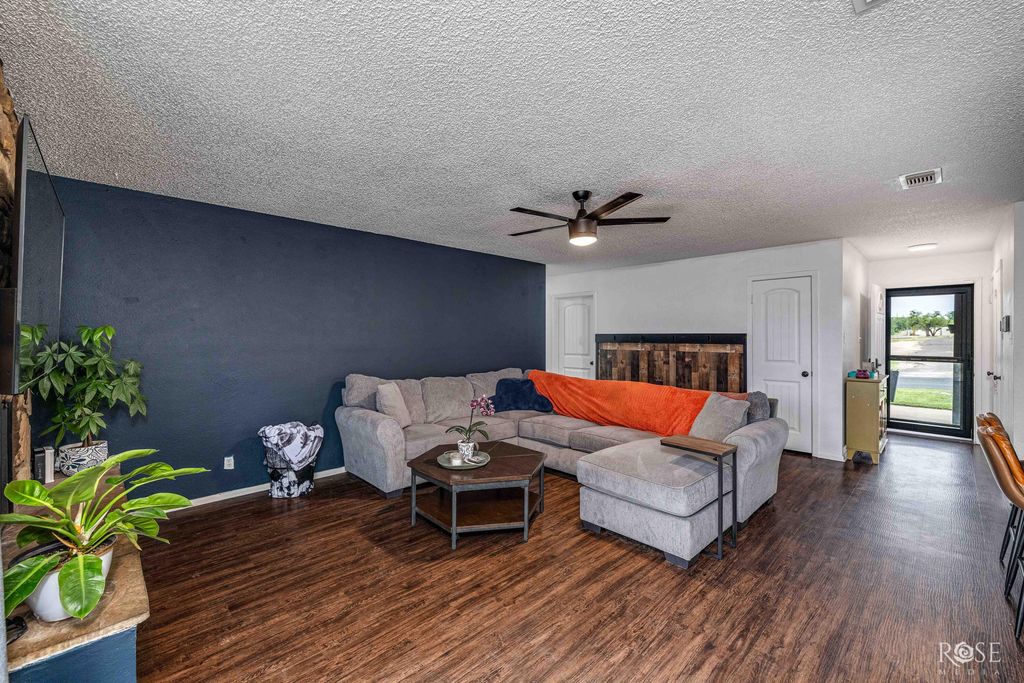 Image 10 of property listing at 1516 N Van Buren Street, San Angelo, TX 76901