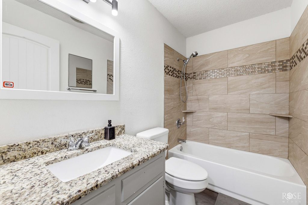 Image 22 of property listing at 1516 N Van Buren Street, San Angelo, TX 76901