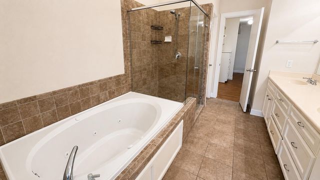 2710 Hullsmith Drive 803, Houston, TX 77063