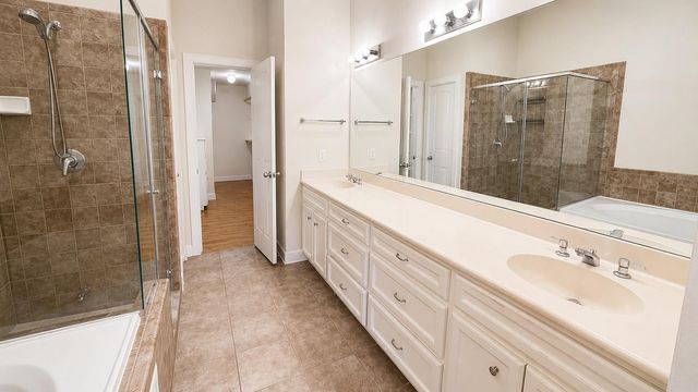 2710 Hullsmith Drive 803, Houston, TX 77063