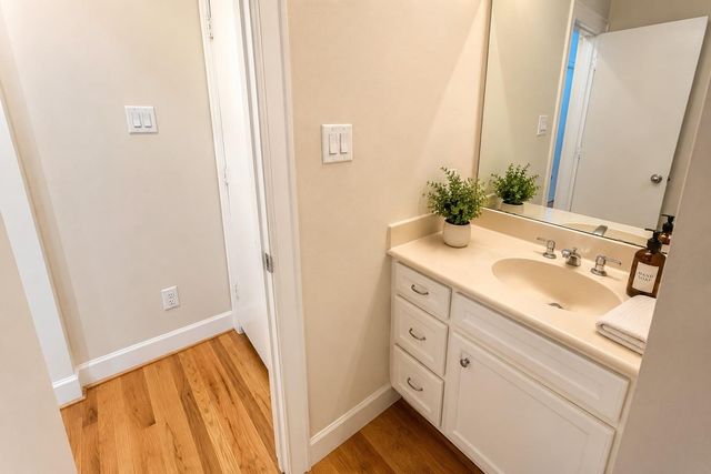 2710 Hullsmith Drive 803, Houston, TX 77063