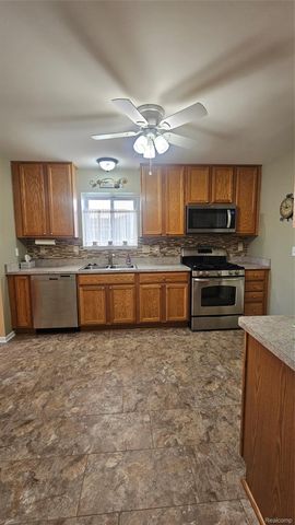 3449 Dewdrop Lane, Howell, MI 48843