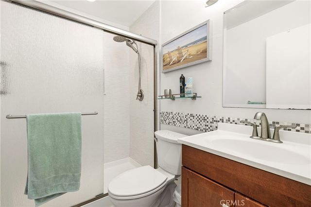 19958 Avenue Of The Oaks, Newhall, CA 91321