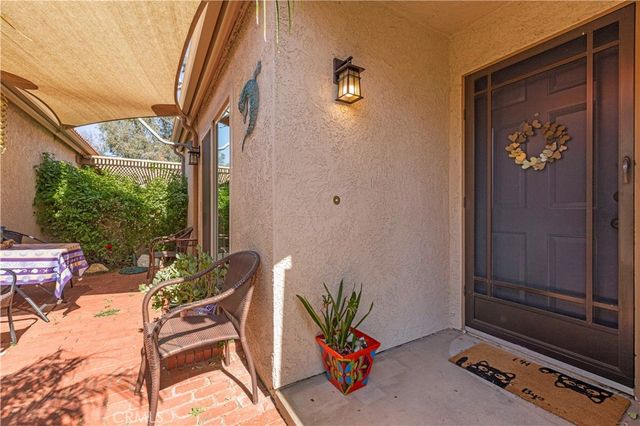 19958 Avenue Of The Oaks, Newhall, CA 91321