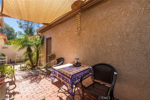 19958 Avenue Of The Oaks, Newhall, CA 91321