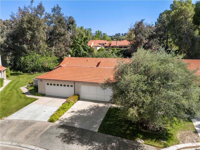 19958 Avenue Of The Oaks, Newhall, CA 91321