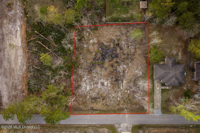 000 Dorothy Street, Ocean Springs, MS 39564