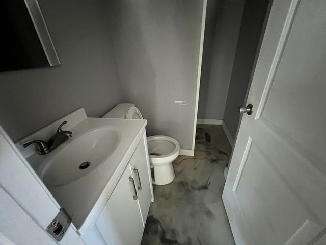 2100 Van Zandt Ave, Marshall, TX 75670