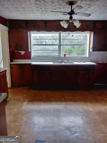 1404 N Forest Avenue, Hartwell, GA 30643