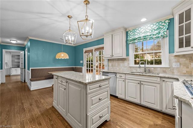 2703 Lake Forest Drive, Greensboro, NC 27408