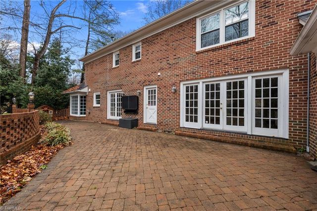 2703 Lake Forest Drive, Greensboro, NC 27408