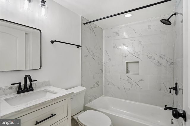 3108 ADAMS ST NE, Washington, DC 20018