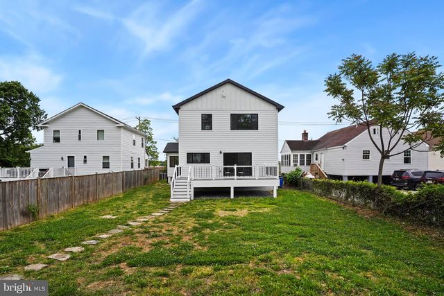 3108 ADAMS ST NE, Washington, DC 20018