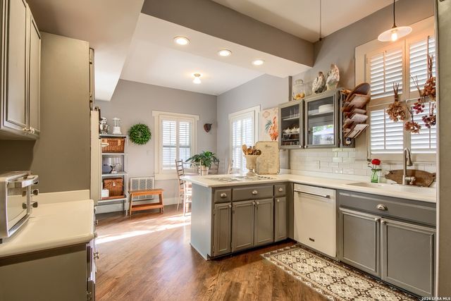318 W HUISACHE AVE, San Antonio, TX 78212