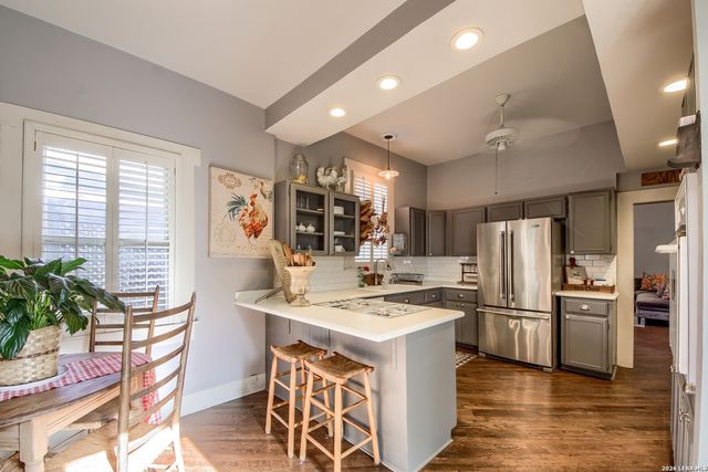 318 W HUISACHE AVE, San Antonio, TX 78212