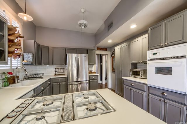 318 W HUISACHE AVE, San Antonio, TX 78212