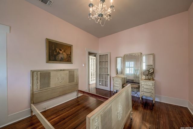 318 W HUISACHE AVE, San Antonio, TX 78212