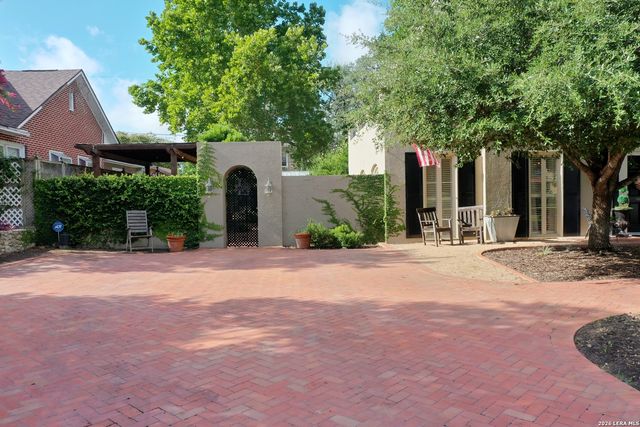 318 W HUISACHE AVE, San Antonio, TX 78212