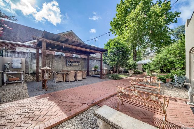 318 W HUISACHE AVE, San Antonio, TX 78212
