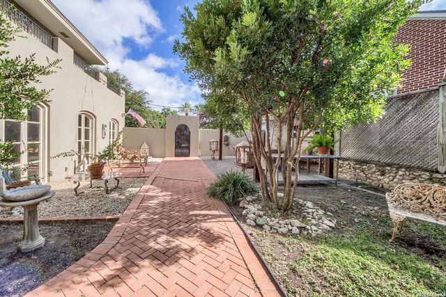 318 W HUISACHE AVE, San Antonio, TX 78212