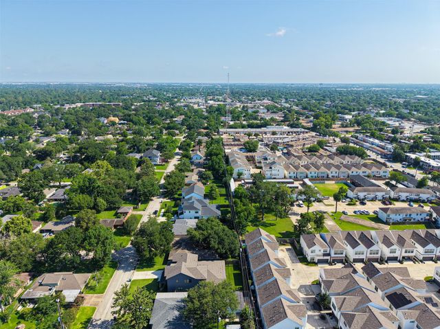 9602 Long Branch Lane, Houston, TX 77055