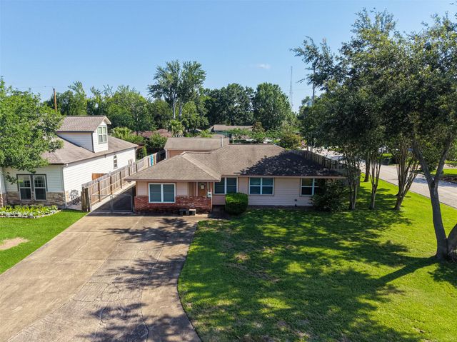 9602 Long Branch Lane, Houston, TX 77055