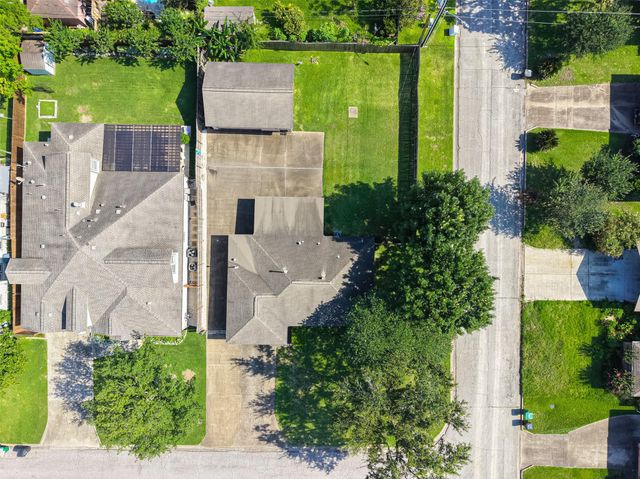 9602 Long Branch Lane, Houston, TX 77055
