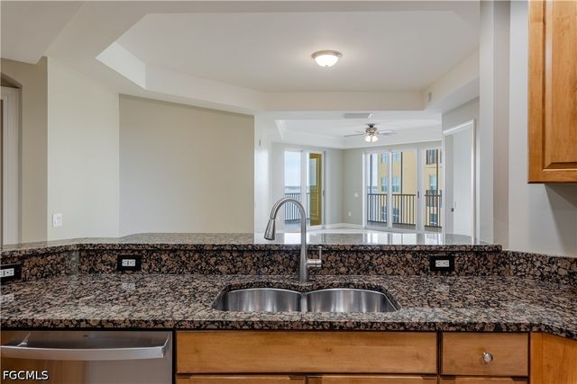 2745 1st ST 1406, Fort Myers, FL 33916