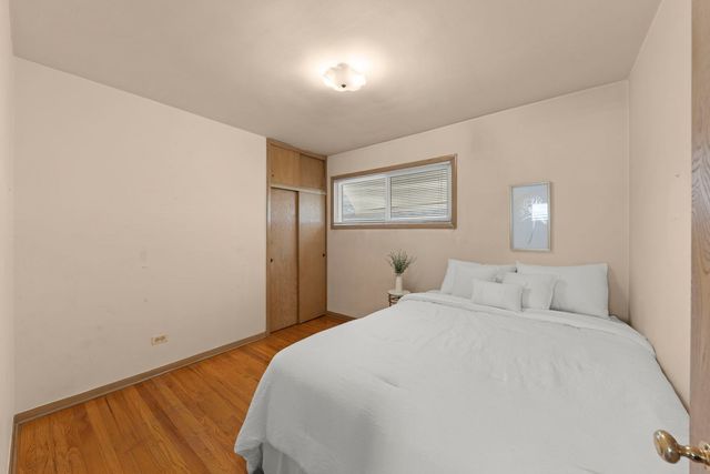 3424 S 55th Court, Cicero, IL 60804