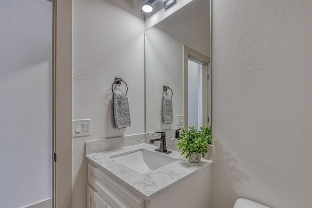 412 Egret Lane, Norman, OK 73071