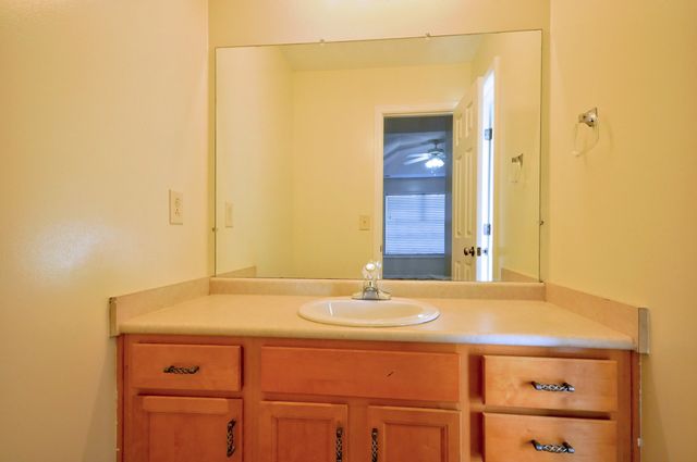 994 SILTY DR, Clarksville, TN 37042