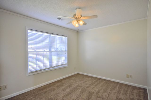 994 SILTY DR, Clarksville, TN 37042