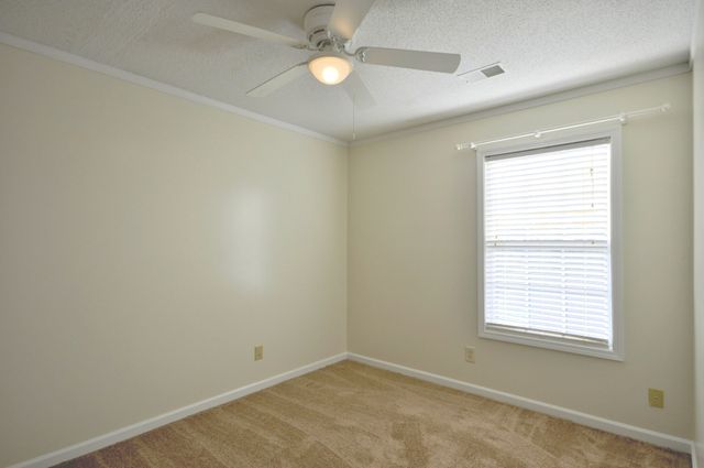 994 SILTY DR, Clarksville, TN 37042