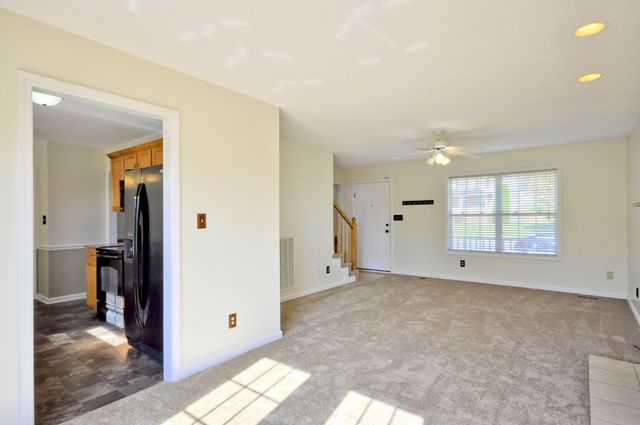 994 SILTY DR, Clarksville, TN 37042