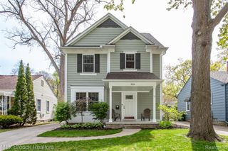 924 N Maple Avenue, Royal Oak, MI 48067