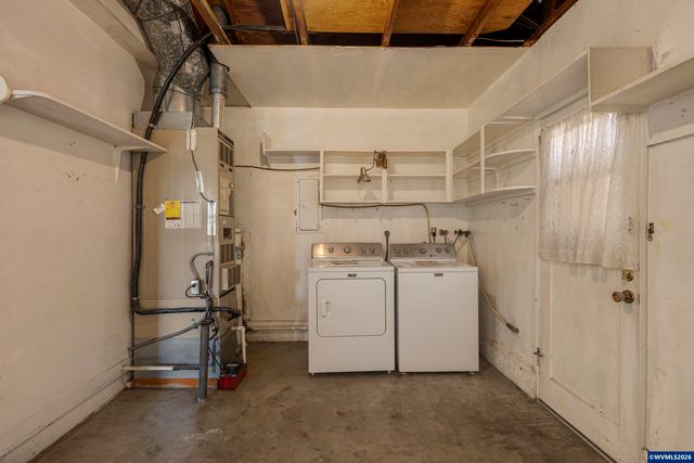 2043 Sallal Rd, Woodburn, OR 97071